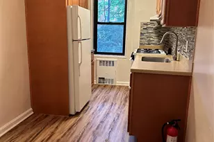 150-25 72nd Rd, Kew Gardens, NY 11367 - Photo 11