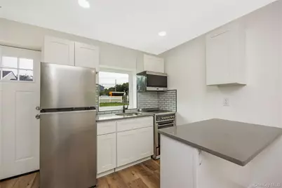 29 Tyler Street #6, Rocky Point, NY 11778 - Photo 3