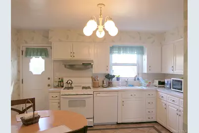 174 Waverly Road, Scarsdale, NY 10583 - Photo 5