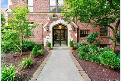 68-12 Burns Street #B2, Forest Hills, NY 11375 - Photo 1