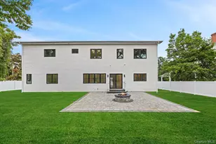 16 S Montgomery Ave, Bay Shore, NY 11706 - Photo 29