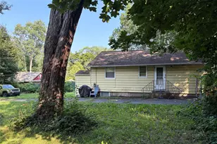 24 Maple St, Greenwood Lake, NY 10925 - Photo 3
