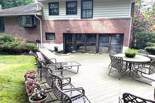12 Robin Ln, Huntington, NY 11743 - Photo 27