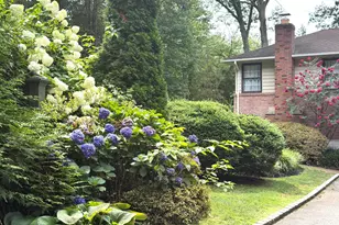 12 Robin Ln, Huntington, NY 11743 - Photo 5