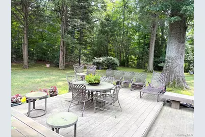 12 Robin Lane, Huntington, NY 11743 - Photo 23