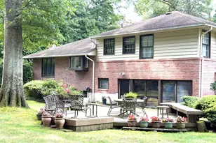 12 Robin Ln, Huntington, NY 11743 - Photo 25