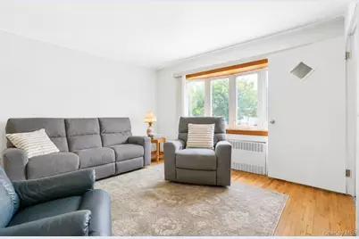3 Laurie Drive, Farmingdale, NY 11735 - Photo 15