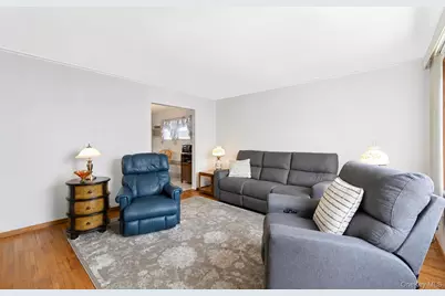 3 Laurie Drive, Farmingdale, NY 11735 - Photo 13