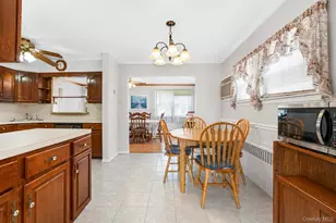 3 Laurie Dr, Farmingdale, NY 11735 - Photo 17