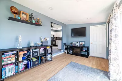 18 Dante Place, Amityville, NY 11701 - Photo 13