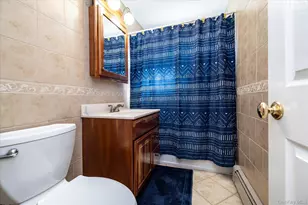 18 Dante Pl, Amityville, NY 11701 - Photo 15
