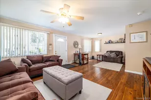 18 Dante Pl, Amityville, NY 11701 - Photo 5