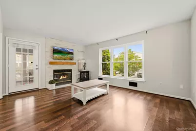 21 Taconic Street, Poughkeepsie, NY 12603 - Photo 5