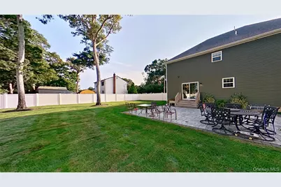 43 Linden Lane, Shirley, NY 11967 - Photo 7