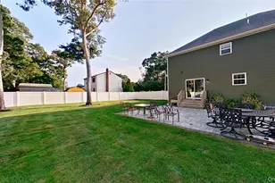 43 Linden Ln, Shirley, NY 11967 - Photo 7
