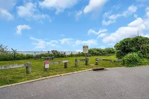 18 Port Jefferson Rd, Sound Beach, NY 11789 - Photo 29