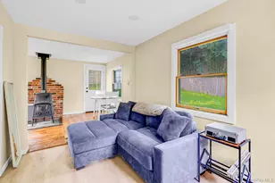 18 Port Jefferson Rd, Sound Beach, NY 11789 - Photo 5
