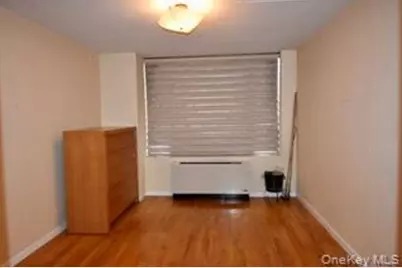 11624 Grosvenor Lane #4D, Kew Gardens, NY 11418 - Photo 9