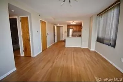 11624 Grosvenor Lane #4D, Kew Gardens, NY 11418 - Photo 3