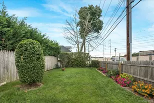 101 W 11th St, Huntington Station, NY 11746 - Photo 3