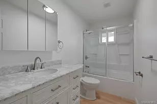 54 Evergreen, West Babylon, NY 11704 - Photo 5