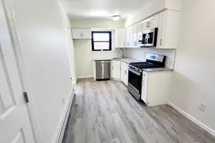 196 Sneden Pl, Spring Valley, NY 10977 - Photo 13