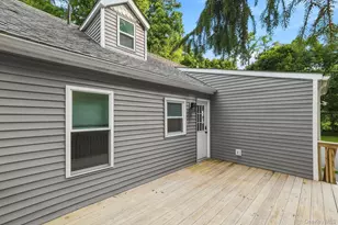 32 Red Oaks Mill Rd, Poughkeepsie, NY 12603 - Photo 35