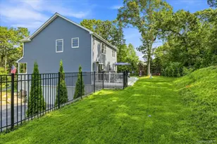 169 Overhill Rd, Wading River, NY 11792 - Photo 27
