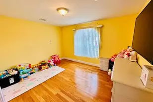 626 Wyngate Dr W, Valley Stream, NY 11580 - Photo 15
