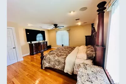 626 Wyngate Drive W, Valley Stream, NY 11580 - Photo 11