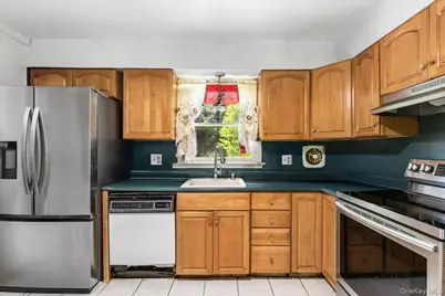 3 Jaycox Lane, Hopewell Junction, NY 12533 - Photo 11