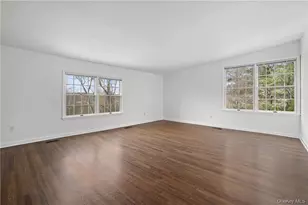 6 Dickson Ln, Bedford Corners, NY 10549 - Photo 19