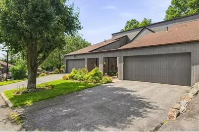 144 Stone Oaks Drive, Hartsdale, NY 10530 - Photo 3
