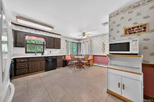 351 Ski Run Rd, Bloomingburg, NY 12721 - Photo 11