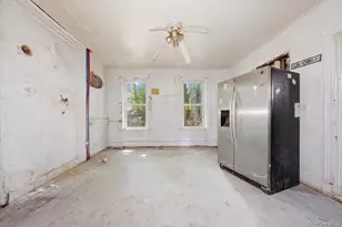 145 Renwick St, Newburgh, NY 12550 - Photo 7