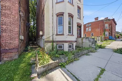 145 Renwick Street, Newburgh, NY 12550 - Photo 25