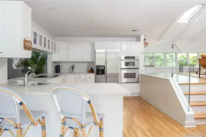 225 Lakeside Drive S, Southold, NY 11971 - Photo 9