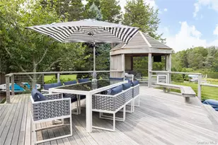 225 Lakeside Dr S, Southold, NY 11971 - Photo 21