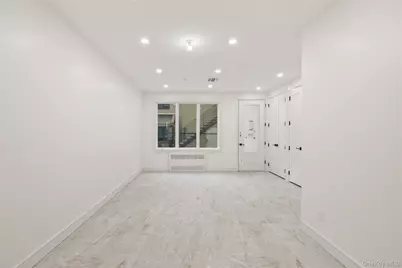 13 Warren Court #102, Monsey, NY 10952 - Photo 5