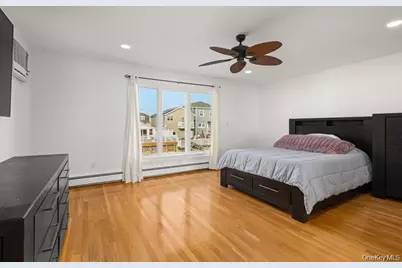 19 W 13th Road, Far Rockaway, NY 11693 - Photo 7
