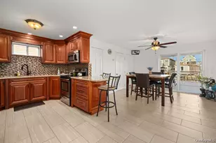 19 W 13th Rd, Far Rockaway, NY 11693 - Photo 5