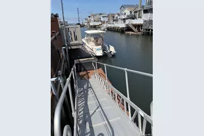 19 W 13th Road, Far Rockaway, NY 11693 - Photo 17