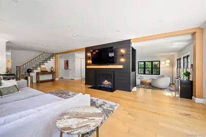 22 Paddington Road, Scarsdale, NY 10583 - Photo 3