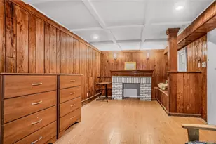 15 Broadway, Great Neck, NY 11021 - Photo 23