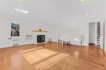 15 Broadway, Great Neck, NY 11021 - Photo 5