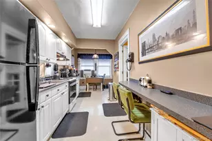 54-55 65th Pl, Maspeth, NY 11378 - Photo 5