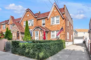 54-55 65th Pl, Maspeth, NY 11378 - Photo 19