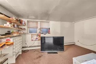 54-55 65th Pl, Maspeth, NY 11378 - Photo 7