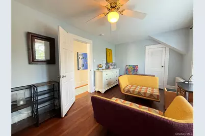31 Jacobson Avenue, Huntington, NY 11743 - Photo 15