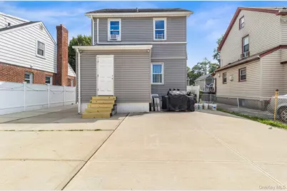 129 Lawson Street, Hempstead, NY 11550 - Photo 21